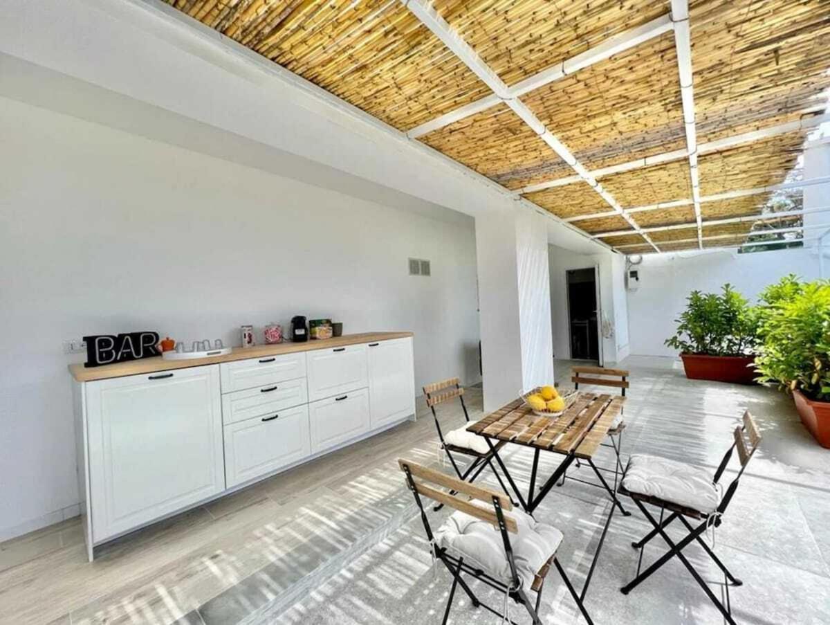 Apartamento Casa Nannina - Seaview Terrace With Jacuzzi In Capri Habitación foto